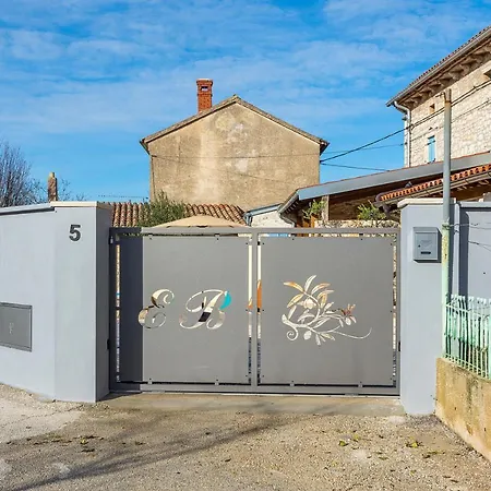 Casa Mia Villa *